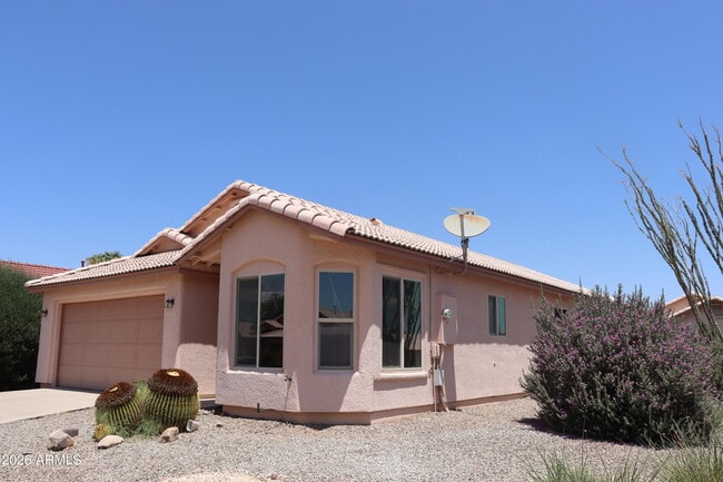 Building Photo - 5379 Almosa St
