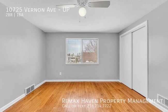 Building Photo - 10725 Vernon Ave