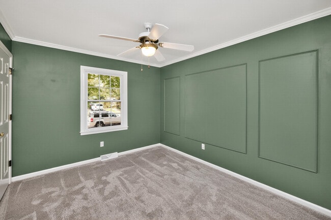 Building Photo - 433 Potomac Dr