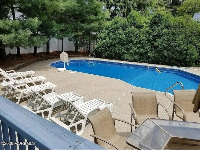 Building Photo - 1210 Tuxedo Pl