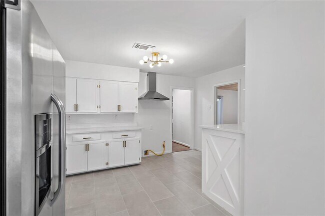 Building Photo - 4510 Billingsley St