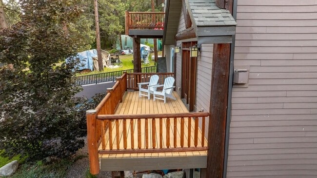 Building Photo - 3 Bed 2 Bath Condo!