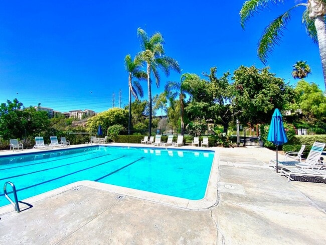 Building Photo - FOR RENT -  3 Bd/2 Ba 1,392 Sf In Friars Village Community, Townhome In San Diego Fashion Valley ...