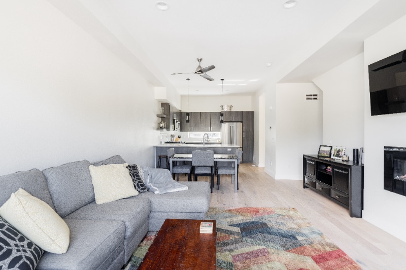 Building Photo - 3460 E 31st Ave