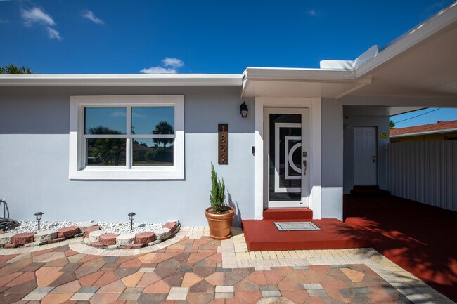 Building Photo - 1853 Florida Mango Rd