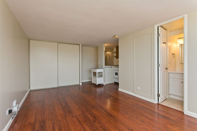 Building Photo - 98-288 Kaonohi St #1605