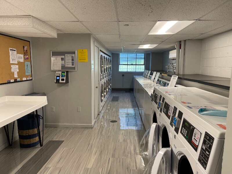 Building Photo - 111 Perkins St