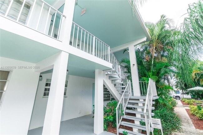 Building Photo - 710 N K St