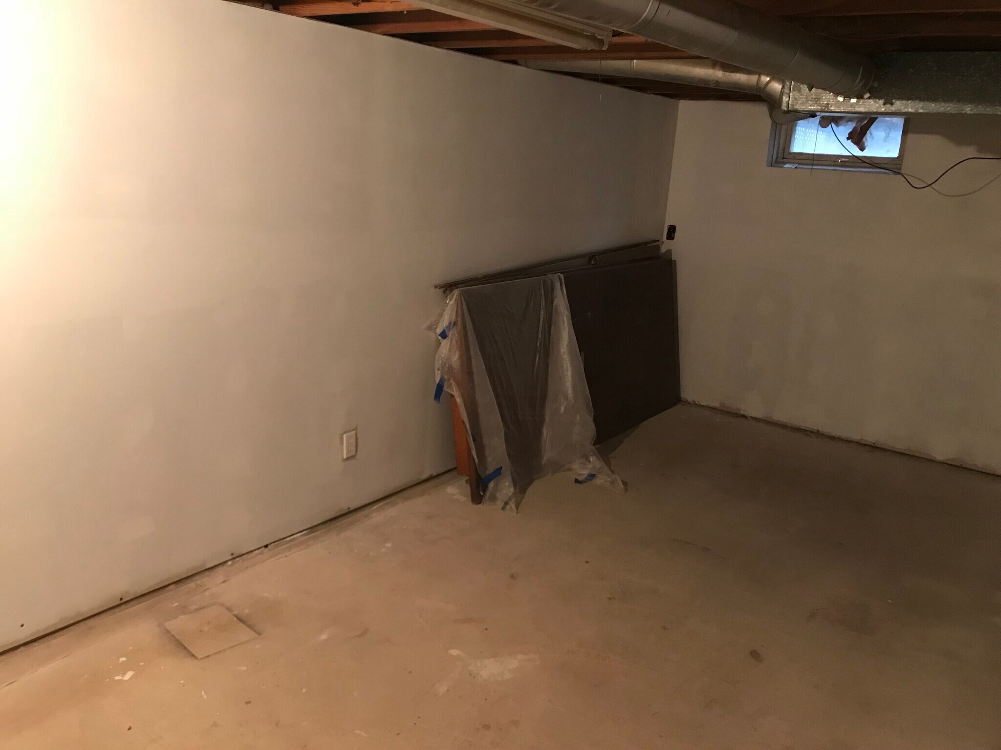 Ample storage space - 404 21st St SW