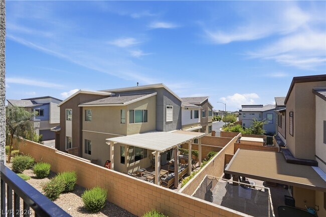 Building Photo - 6126 Garden Oasis St