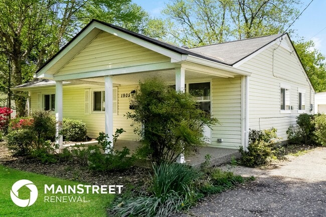 Building Photo - 1905 Heaton Rd