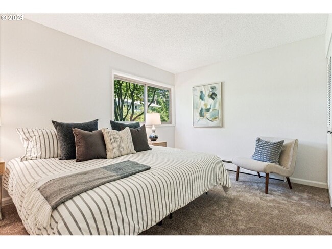 Building Photo - oat8680