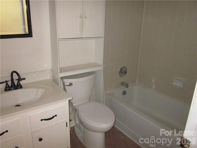 Building Photo - 11411 Misty Valley Ct