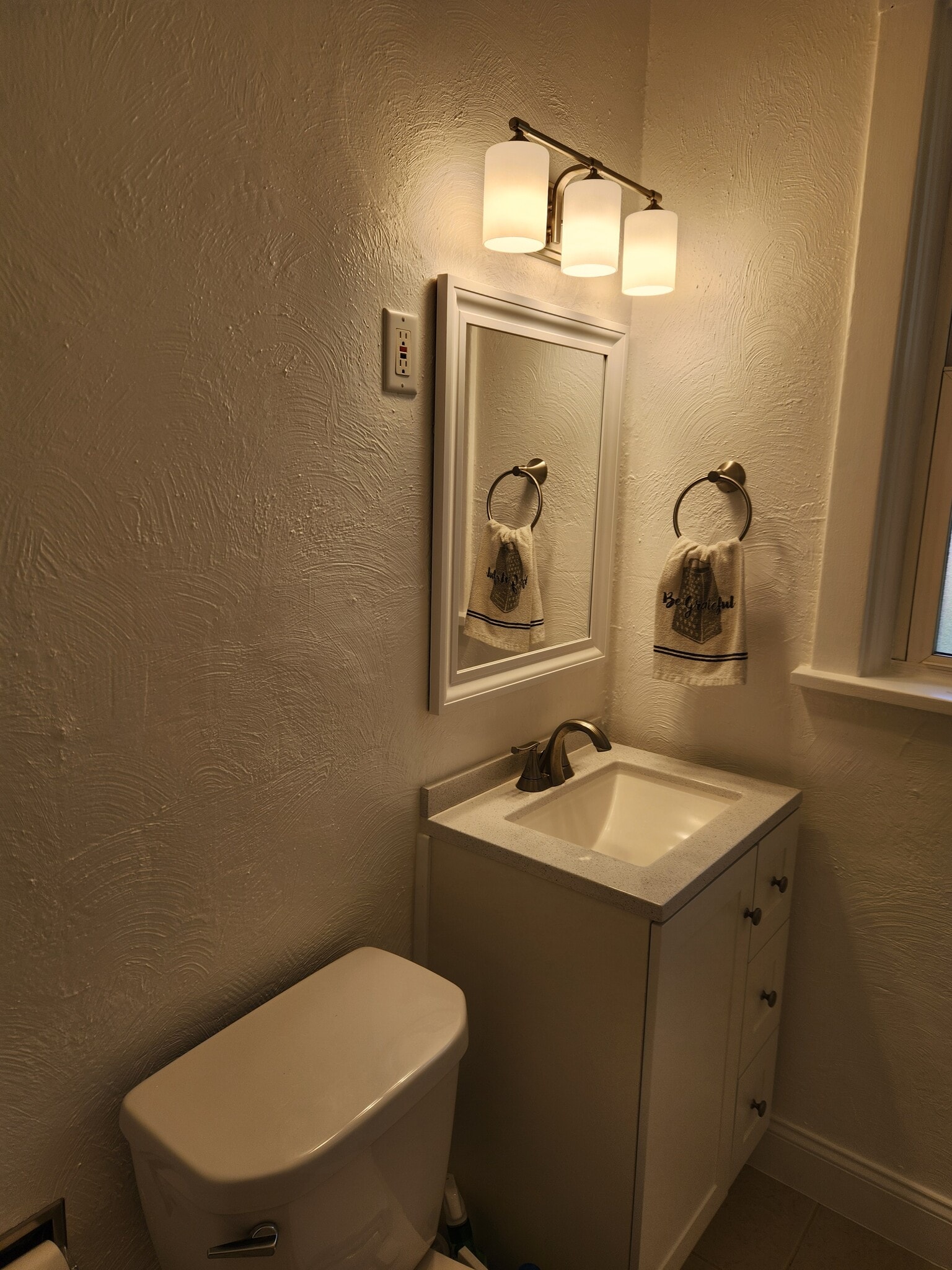 Bathroom 1 - 212 Teece Ave