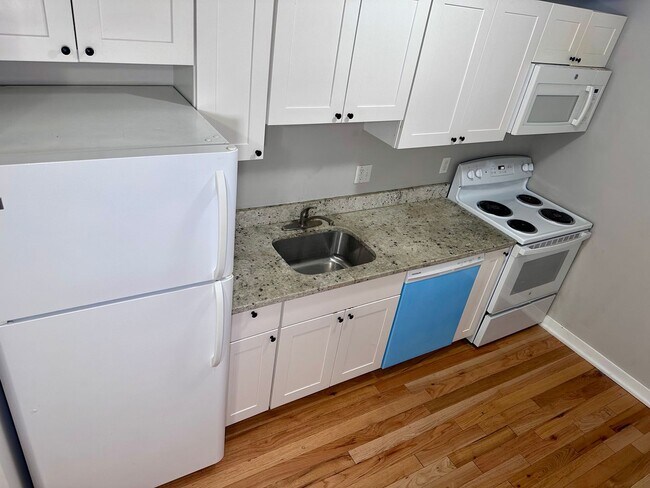 Building Photo - 4444 Cresson St