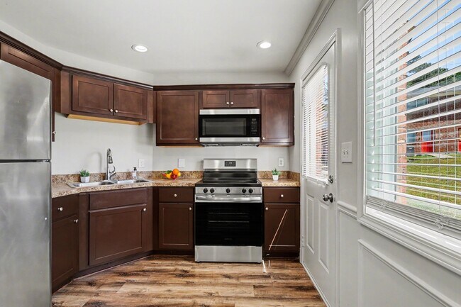 Building Photo - 3751 M.L.K. Jr Dr SW