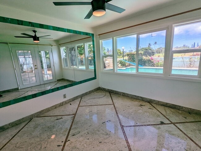 Building Photo - Kalama valley single level 4 bedroom home ...