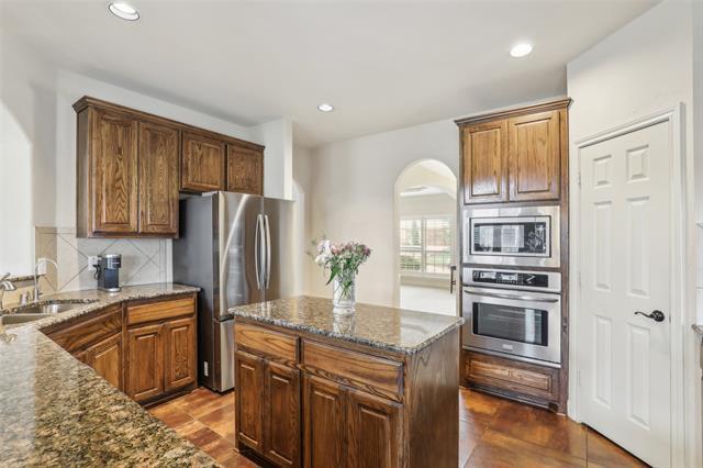 Building Photo - 3624 Bahama Dr