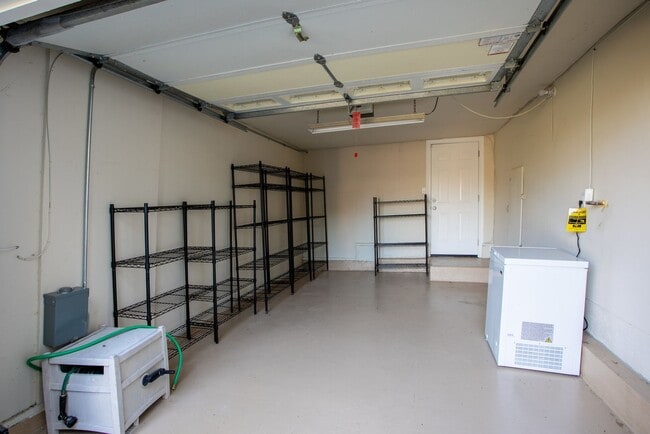 Building Photo - Beautiful Home In Martinez Hills