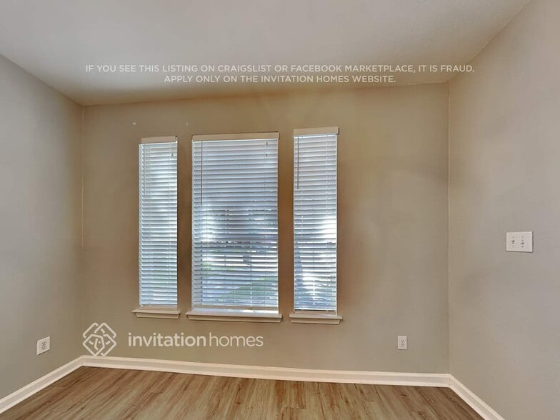 Building Photo - 4522 Lake Halbert Ln