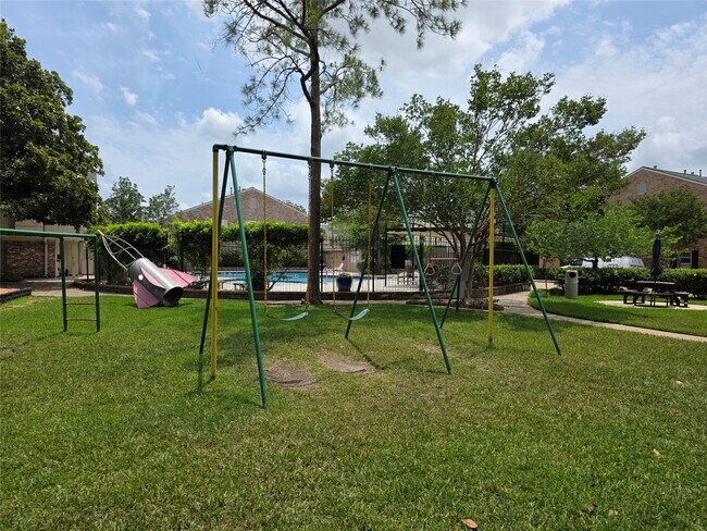 Primary Photo - 6469 Burgoyne Dr.
