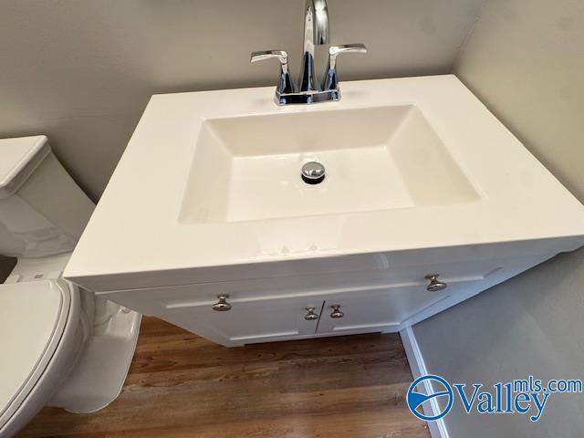 Building Photo - 492 SW Sussex Dr