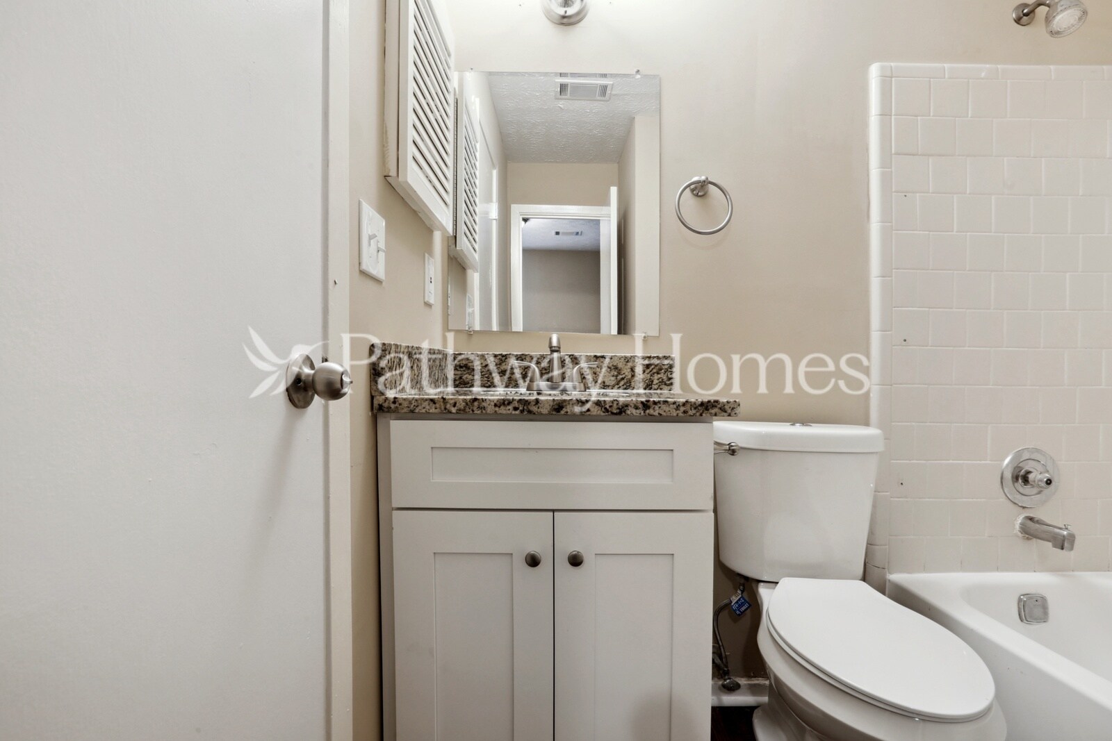 Building Photo - 478 Prince of Wales