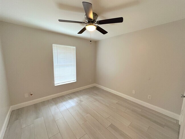 Building Photo - PB - Terrace Avenue Land Trust (2645 TA)