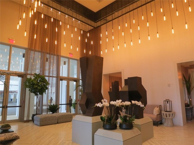 Building Photo - 2900 NE 7th Ave