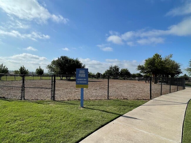 Building Photo - 170 Brazil Dr