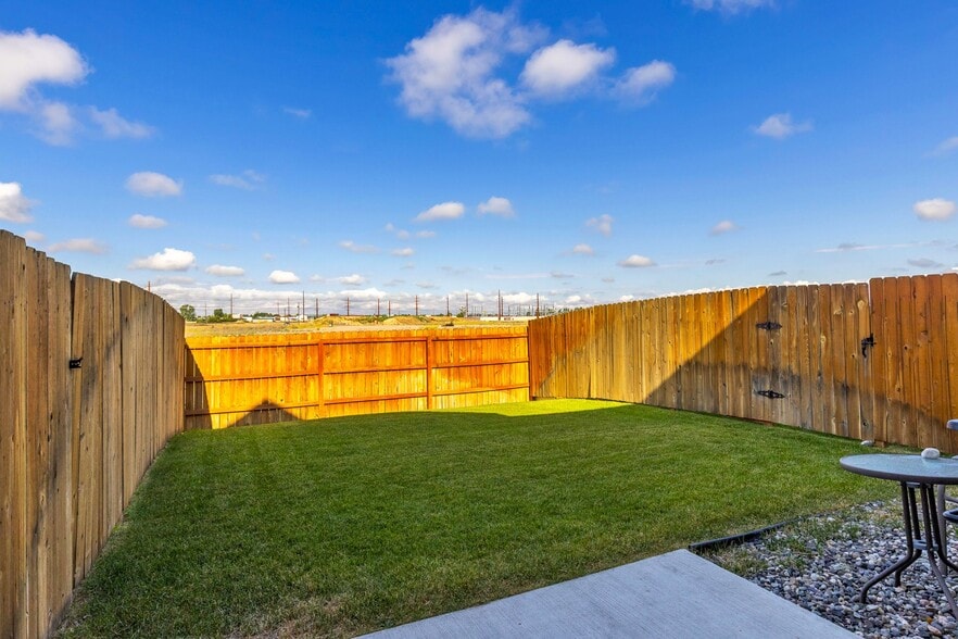 Building Photo - 201 13th St