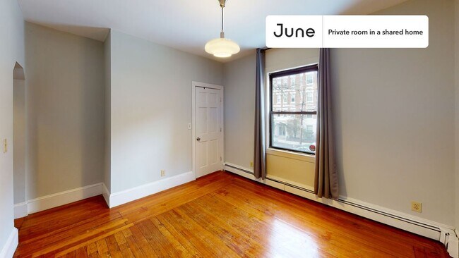 Building Photo - Room in Shared 4 bed/2 bath home