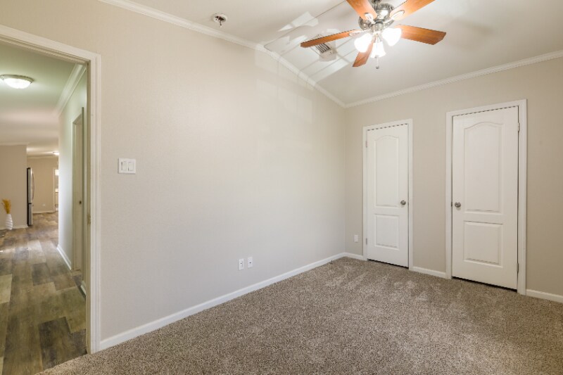 Building Photo - 7151 Woodlake Pkwy