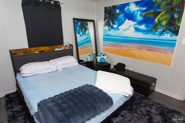 Building Photo - 925 Twinbrook Ave