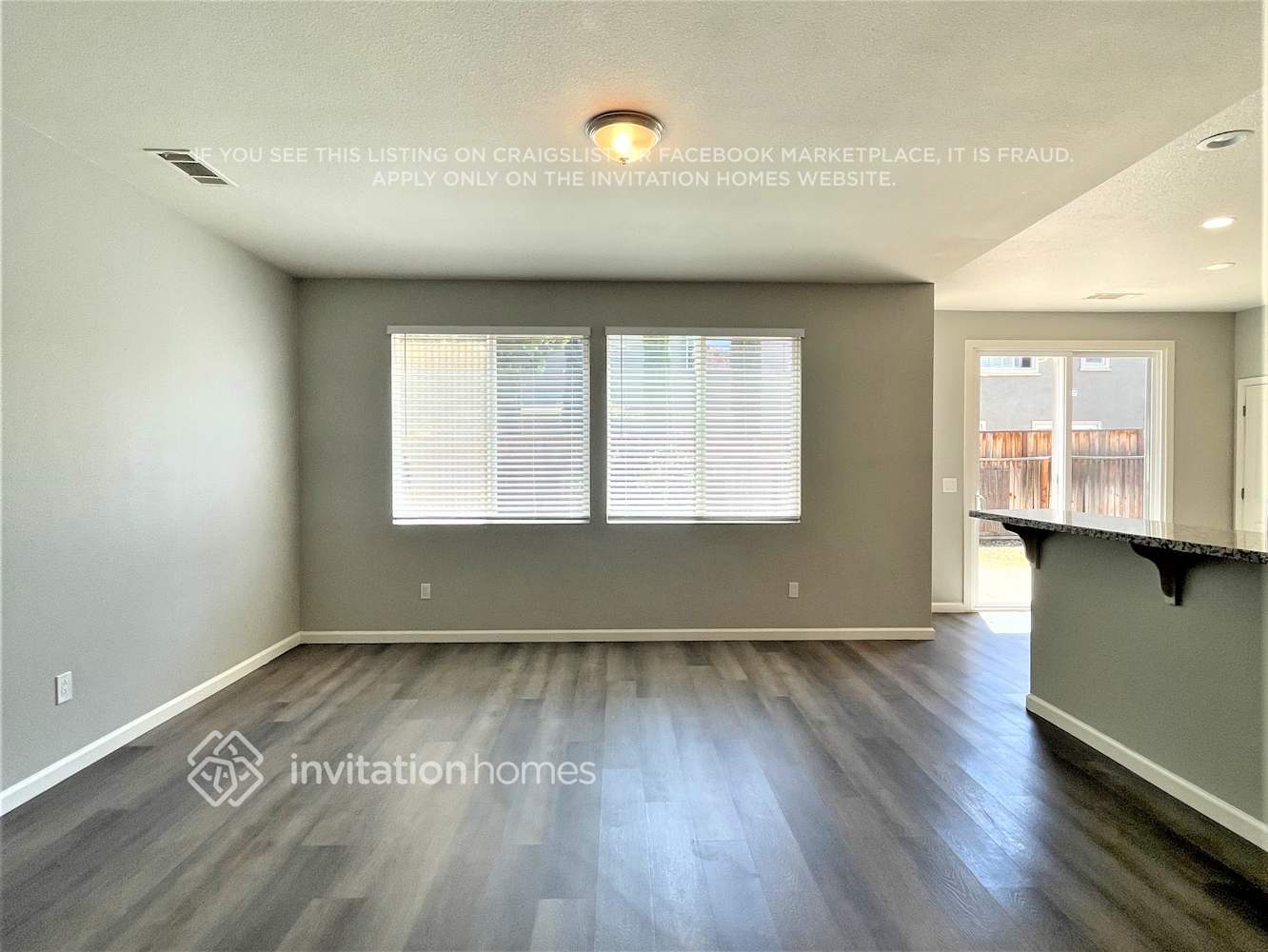 Building Photo - 5484 Summerfield Dr