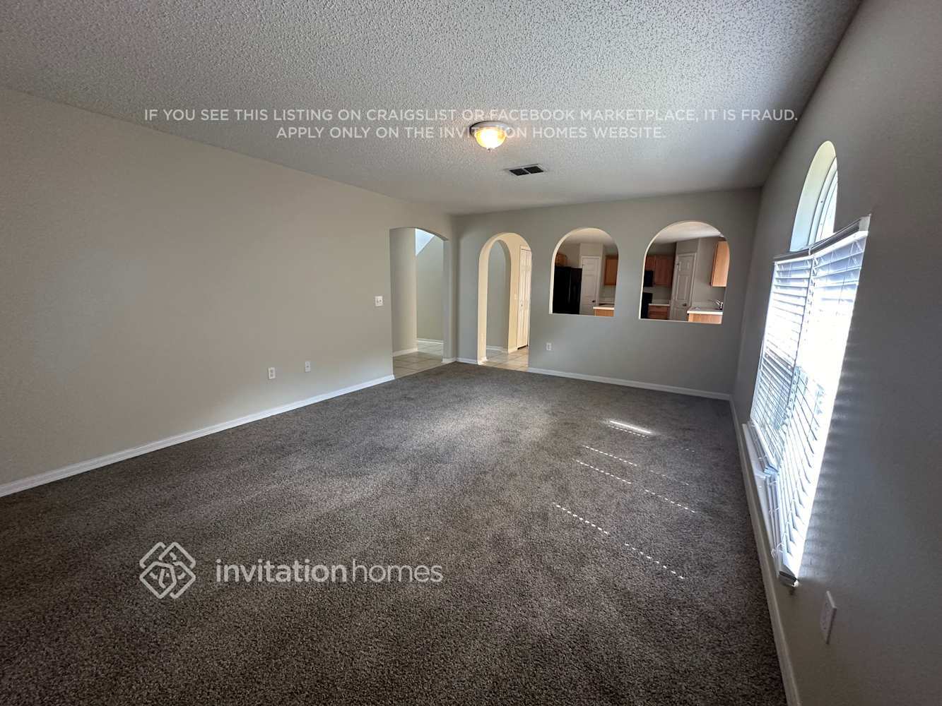 Building Photo - 2361 Pavilion Terrace