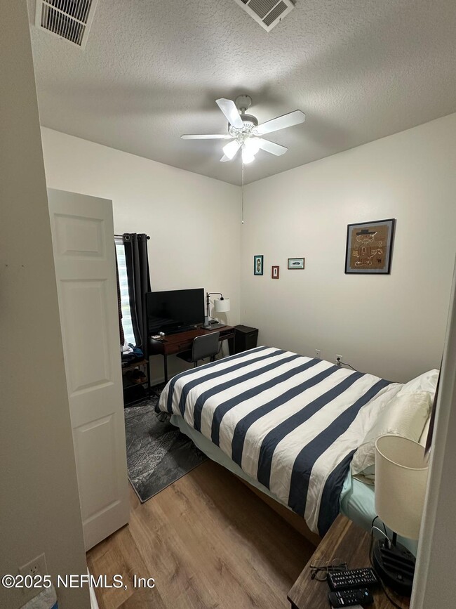 Building Photo - 13792 Herons Landing Way