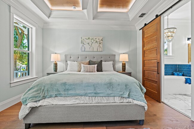 Building Photo - 202 NE 2nd Ave