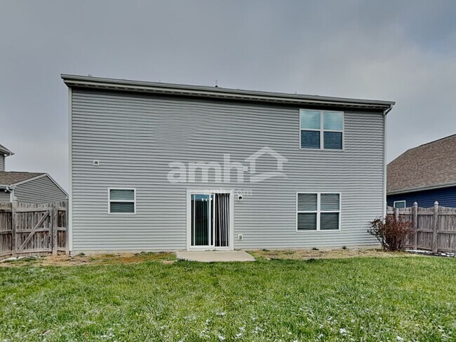 Building Photo - 1273 Greenbriar Way