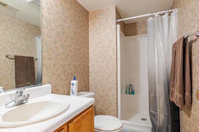 Building Photo - 305 Humble Rd