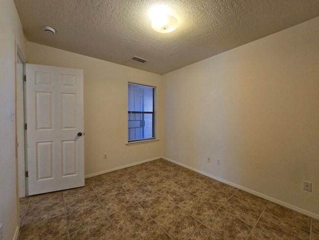 Building Photo - 3353 Vista Del Prado Ct