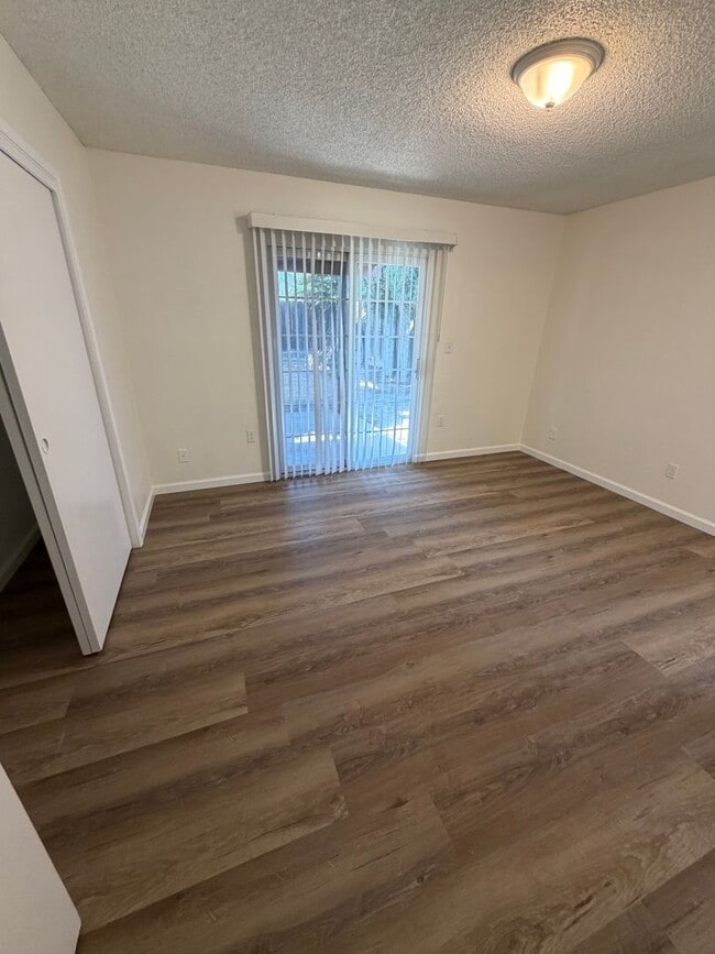 Building Photo - 109 El Dorado Dr