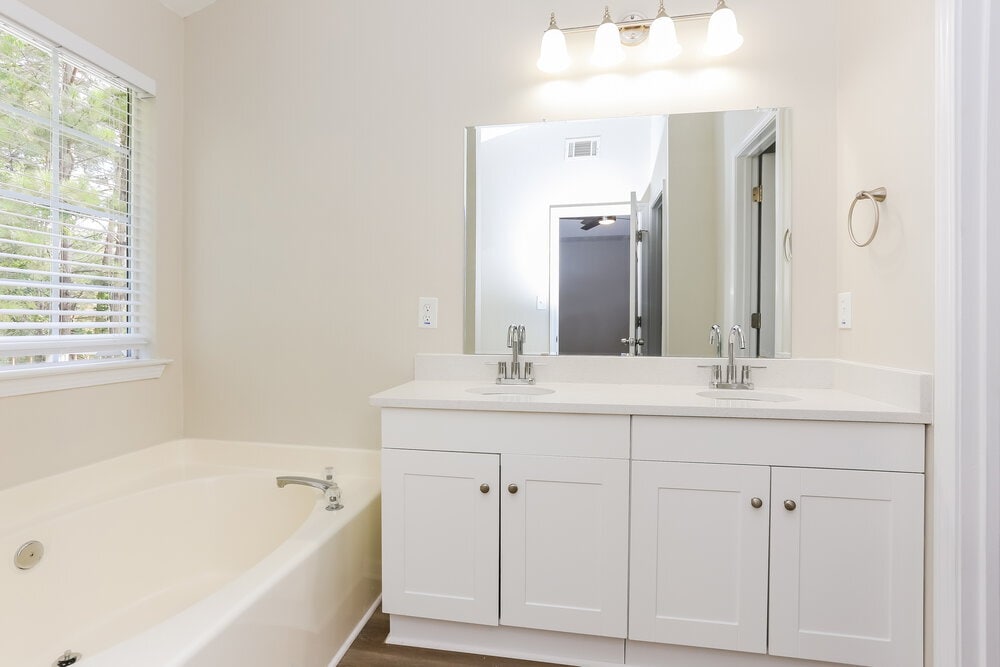 Building Photo - 2376 Carousel Park Dr