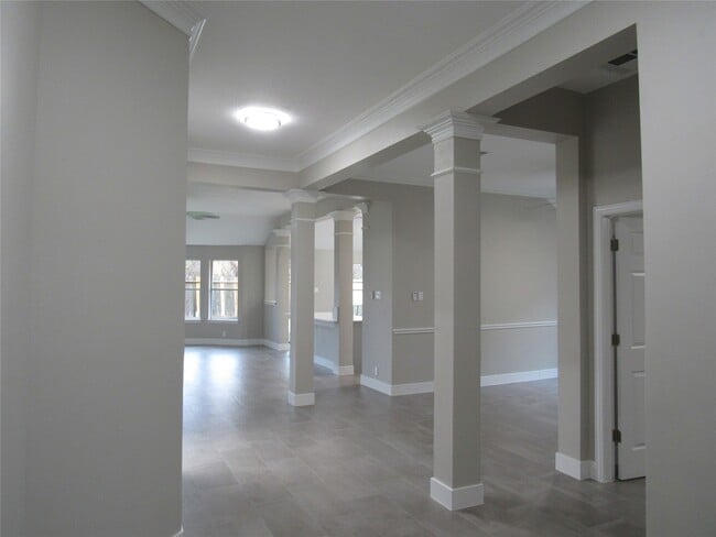 Building Photo - 2515 Old River Ln