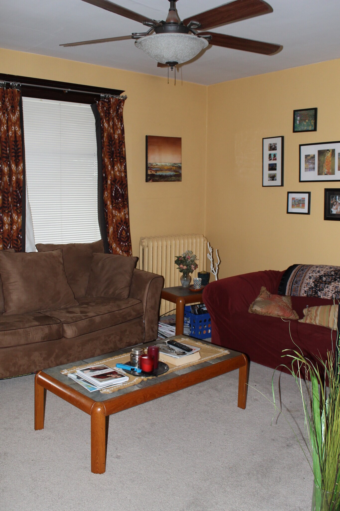 Building Photo - 1916 N Bartlett Ave