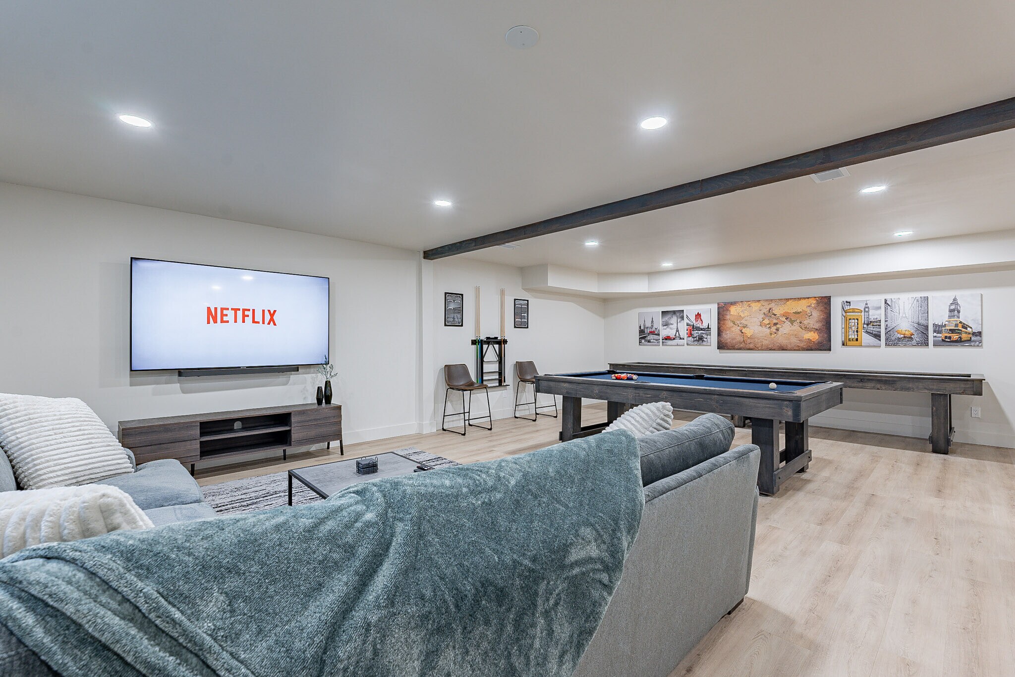 Living Room / Game Room (Basement) - 126 E Palmcroft Dr