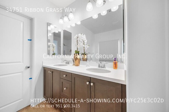 Building Photo - 34751 Ribbon Grass Way