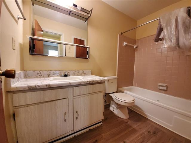 Building Photo - 1225 Truxton St