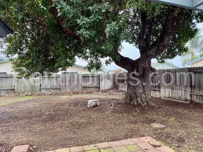 Building Photo - 5511 Chandler Dr