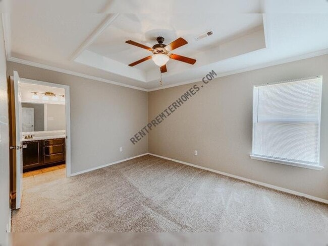 Building Photo - 116 Meadow Dr